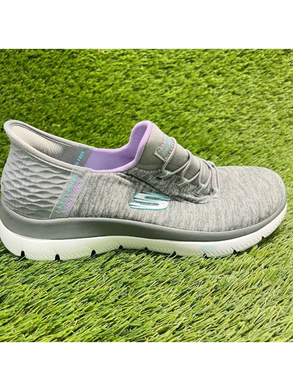 Skechers Summits Dazzling Haze Women Size 6.5 Gray White Athletic Shoes Sneakers